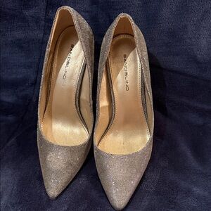 Bandolino Women's Shimmering Gold Heels